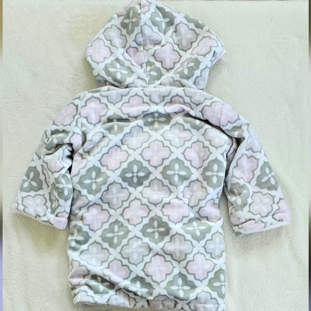 BLANKETS & BEYOND | Baby Girl's Soft Fleece Hooded Robe, Size 6M